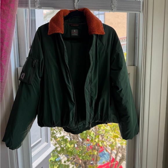 Jackets & Blazers - Free People Dark Green Bomber Jacket with removable Orange Sherpa Collar